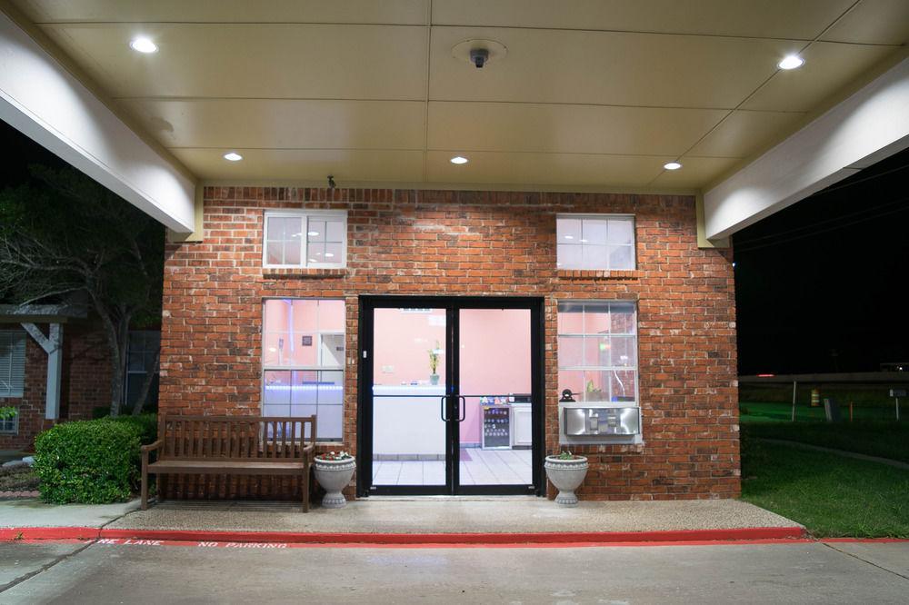 Countryside Inn Kaufman ภายนอก รูปภาพ