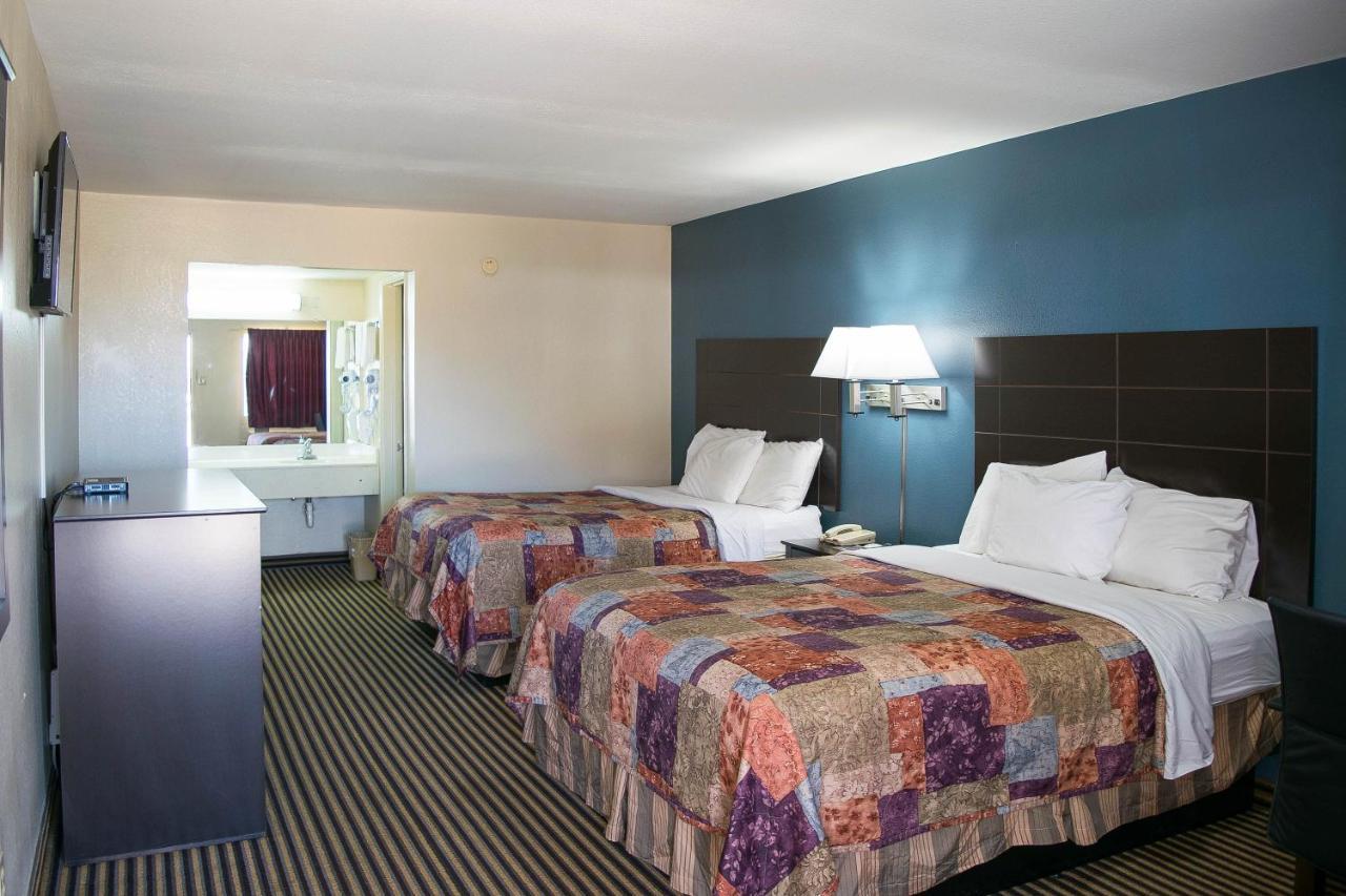 Countryside Inn Kaufman ภายนอก รูปภาพ